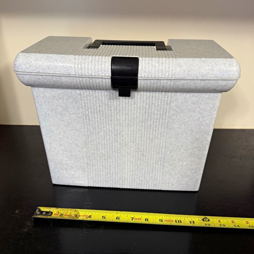 Gray speckled plastic - speckled,
